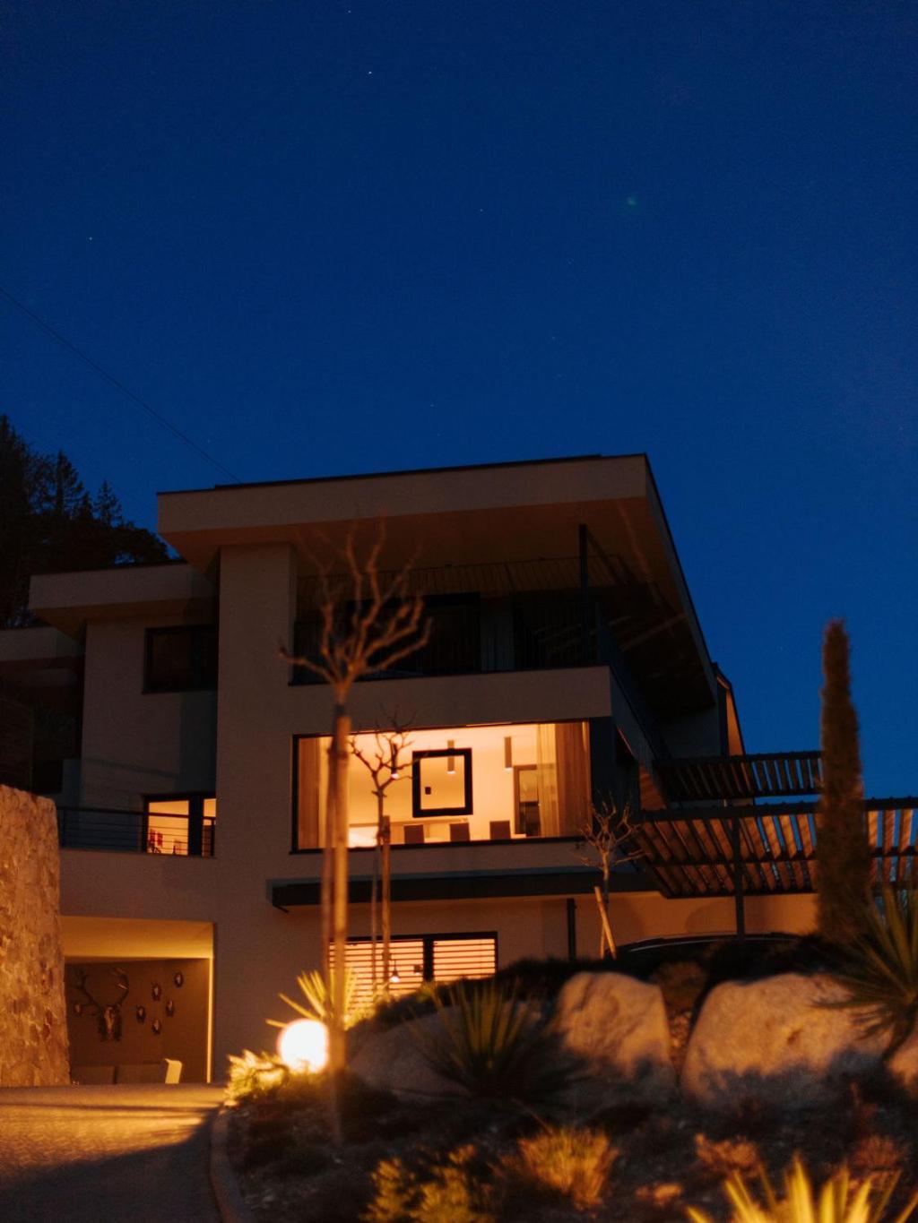 Culinaria Living Apartment Tirolo Exterior photo